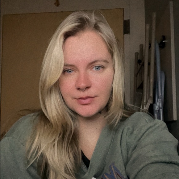 Meet your Posher, Jordan - Picture 1 of 1